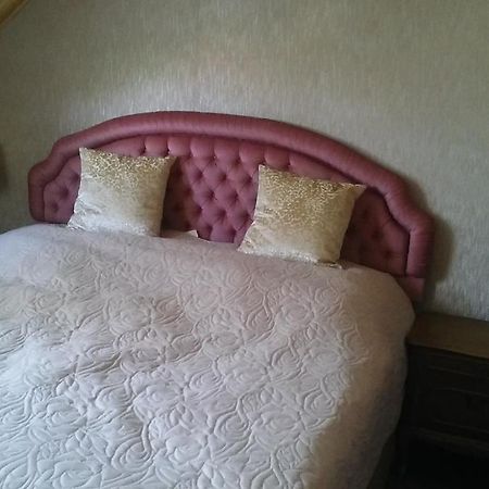 Siesta Club Apartman Harkány מראה חיצוני תמונה