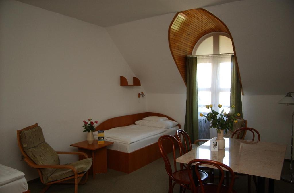 Siesta Club Apartman Harkány חדר תמונה