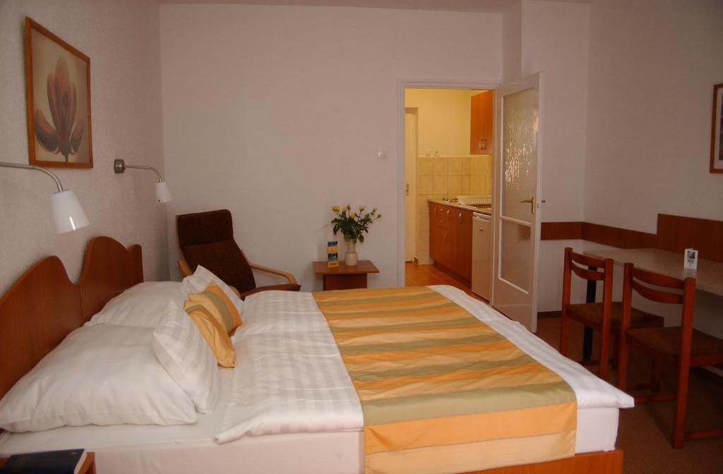 Siesta Club Apartman Harkány חדר תמונה