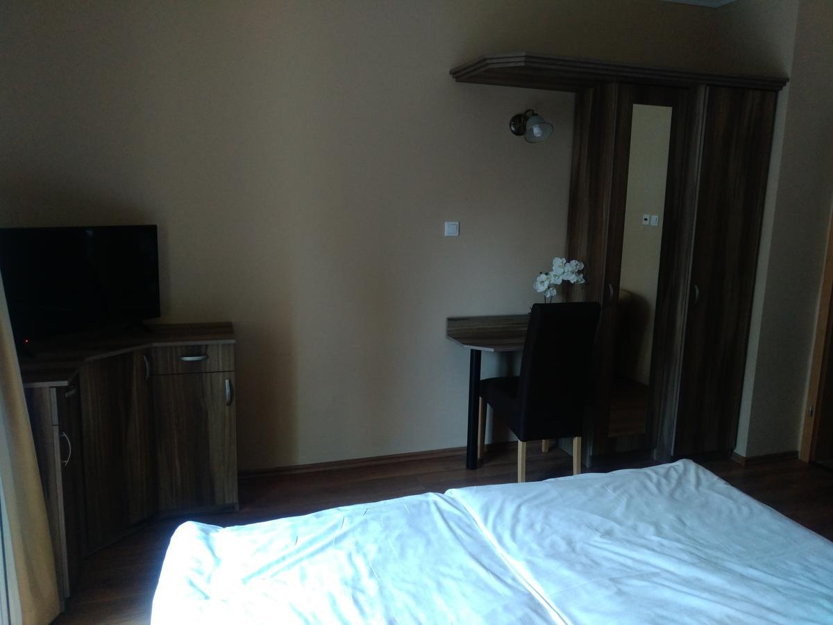 Siesta Club Apartman Harkány מראה חיצוני תמונה