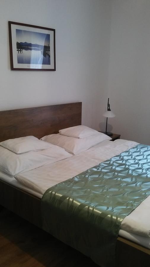Siesta Club Apartman Harkány מראה חיצוני תמונה