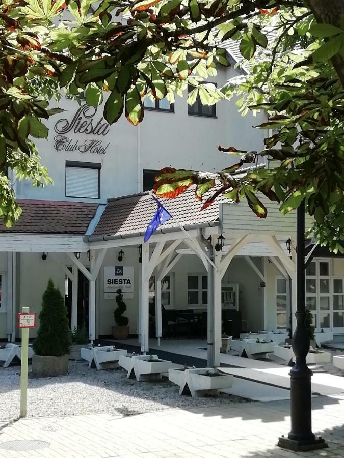 Siesta Club Apartman Harkány מראה חיצוני תמונה